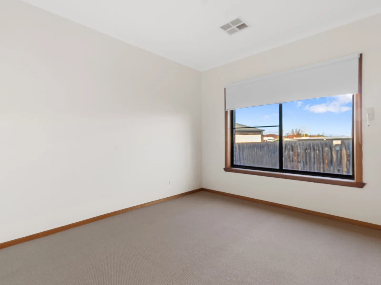 14 Douglas Ave, St Albans, VIC, 3021, St Albans - Thumbnail 6