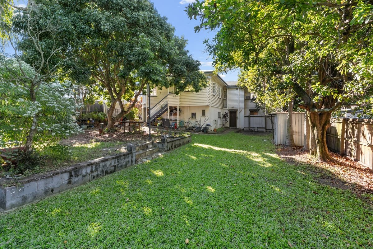 47 Edinburgh Castle Road, Kedron - Image 1