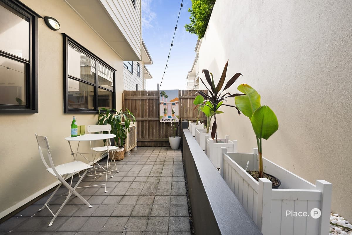 43 Sixth Avenue, Windsor - Thumbnail 6
