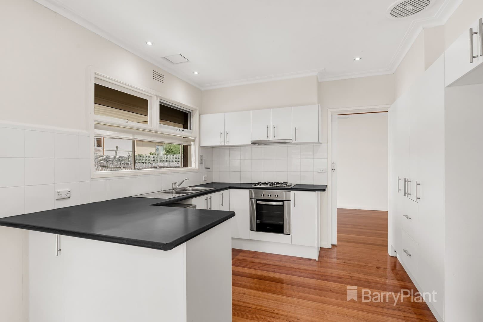 10 Hotham Street, Templestowe Lower, VIC 3107, Templestowe Lower - Thumbnail 2