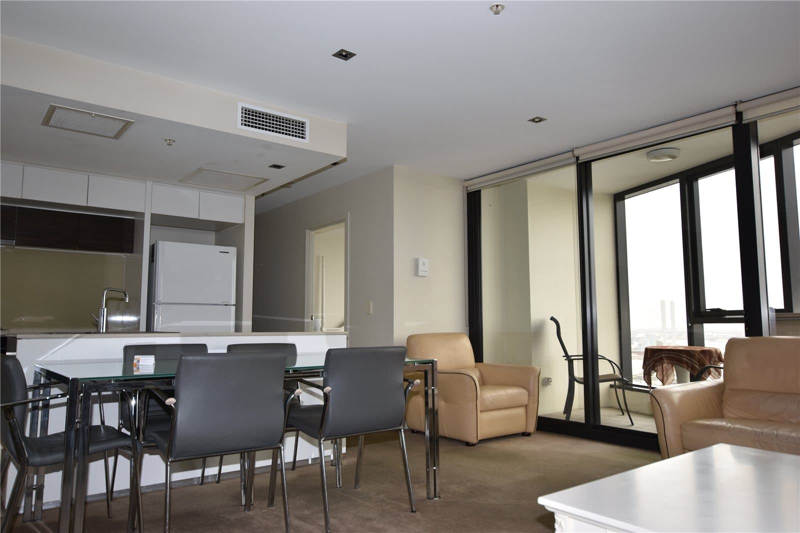 3207/100 Harbour Esplanade, Docklands - Thumbnail 2