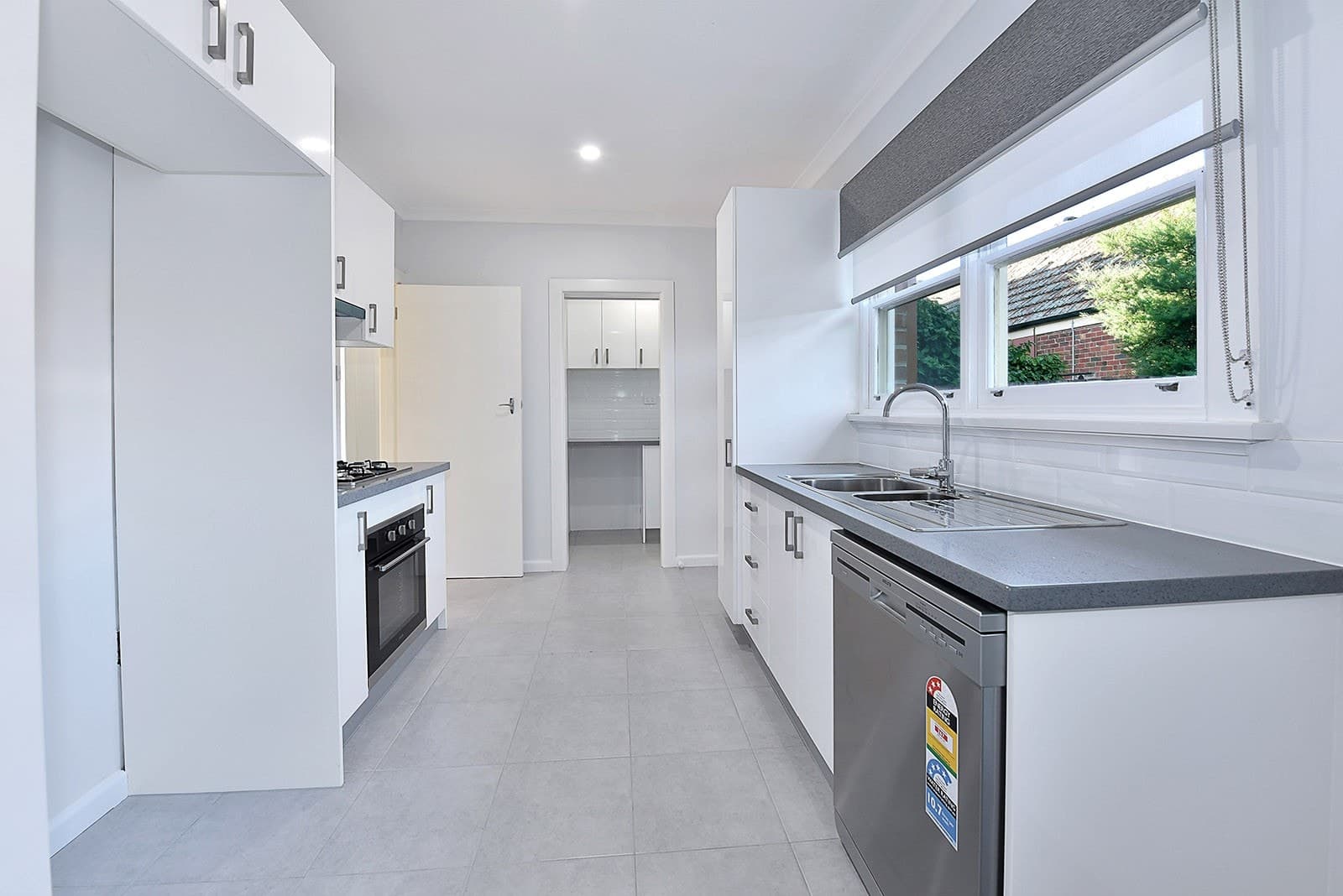 2/6 Sherbourne Street, Essendon, VIC 3040, Essendon - Thumbnail 2