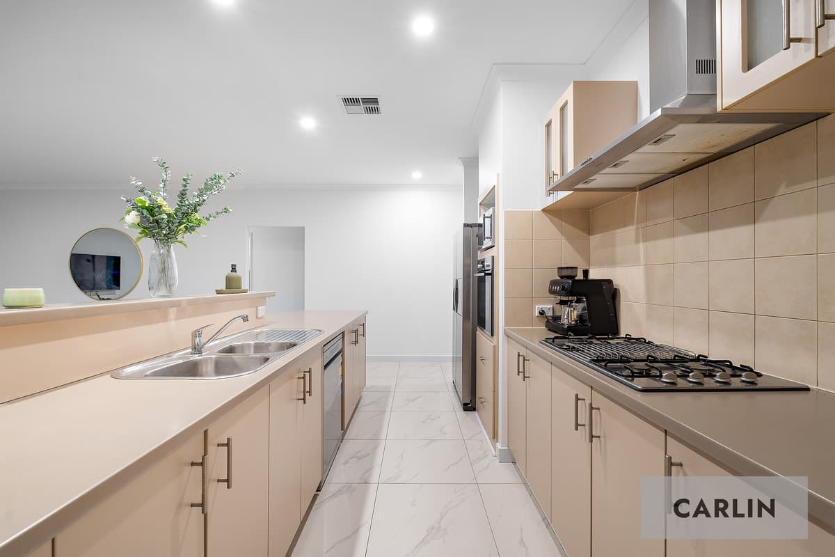 217 Gaebler Road, AUBIN GROVE, Aubin Grove - Thumbnail 3