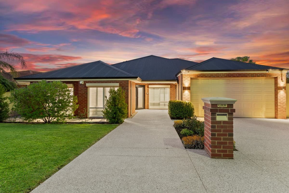 27 Meller Road, BIBRA LAKE WA 6163, Bibra Lake - Image 1