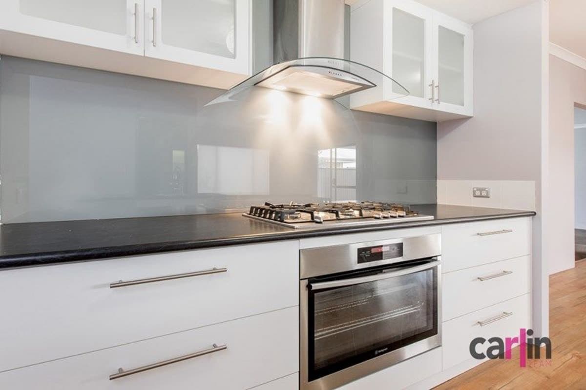 44 Drysdale Gardens, WANDI, Wandi - Thumbnail 2