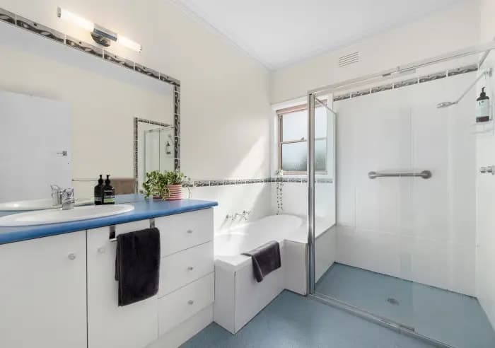 225 Scott Parade, Brown Hill, VIC, Brown Hill - Thumbnail 5