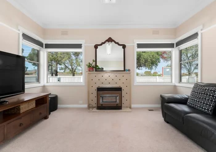 225 Scott Parade, Brown Hill, VIC, Brown Hill - Thumbnail 6