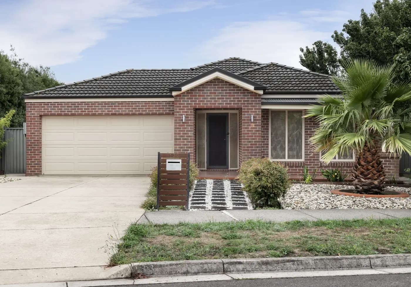 133 Alfredton Drive, Alfredton, VIC, Alfredton - Thumbnail 2