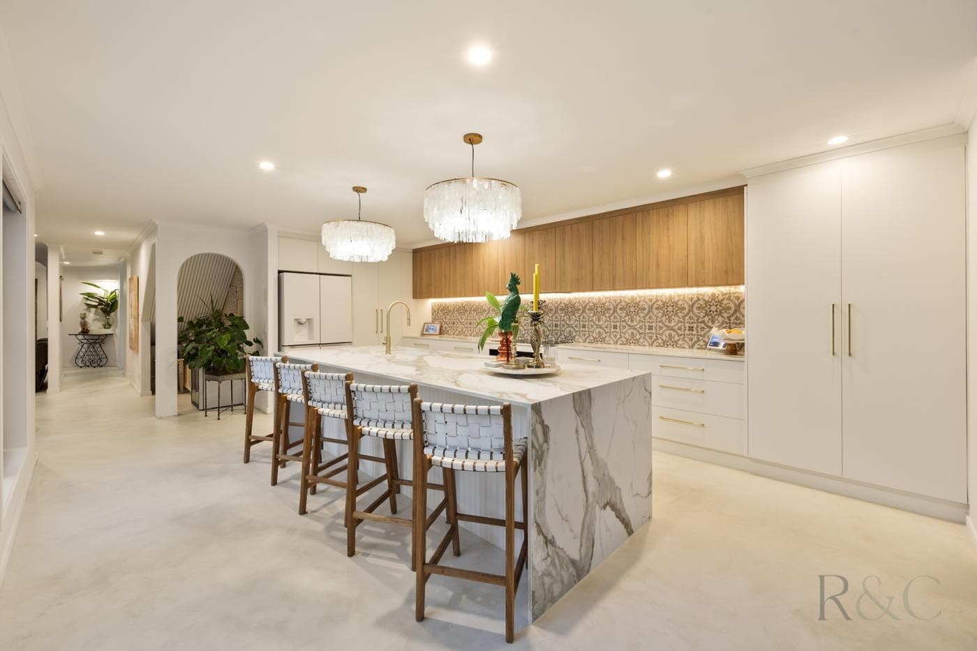 7 Melos Place, Parrearra, Tender - Image 1