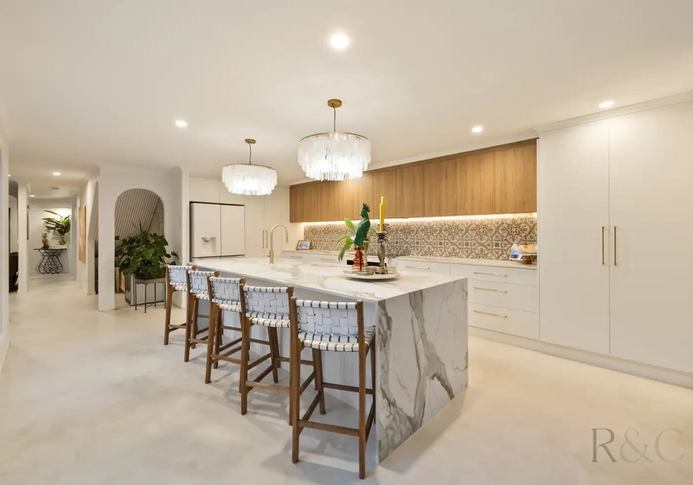 7 Melos Place, Parrearra, Tender - Thumbnail 2