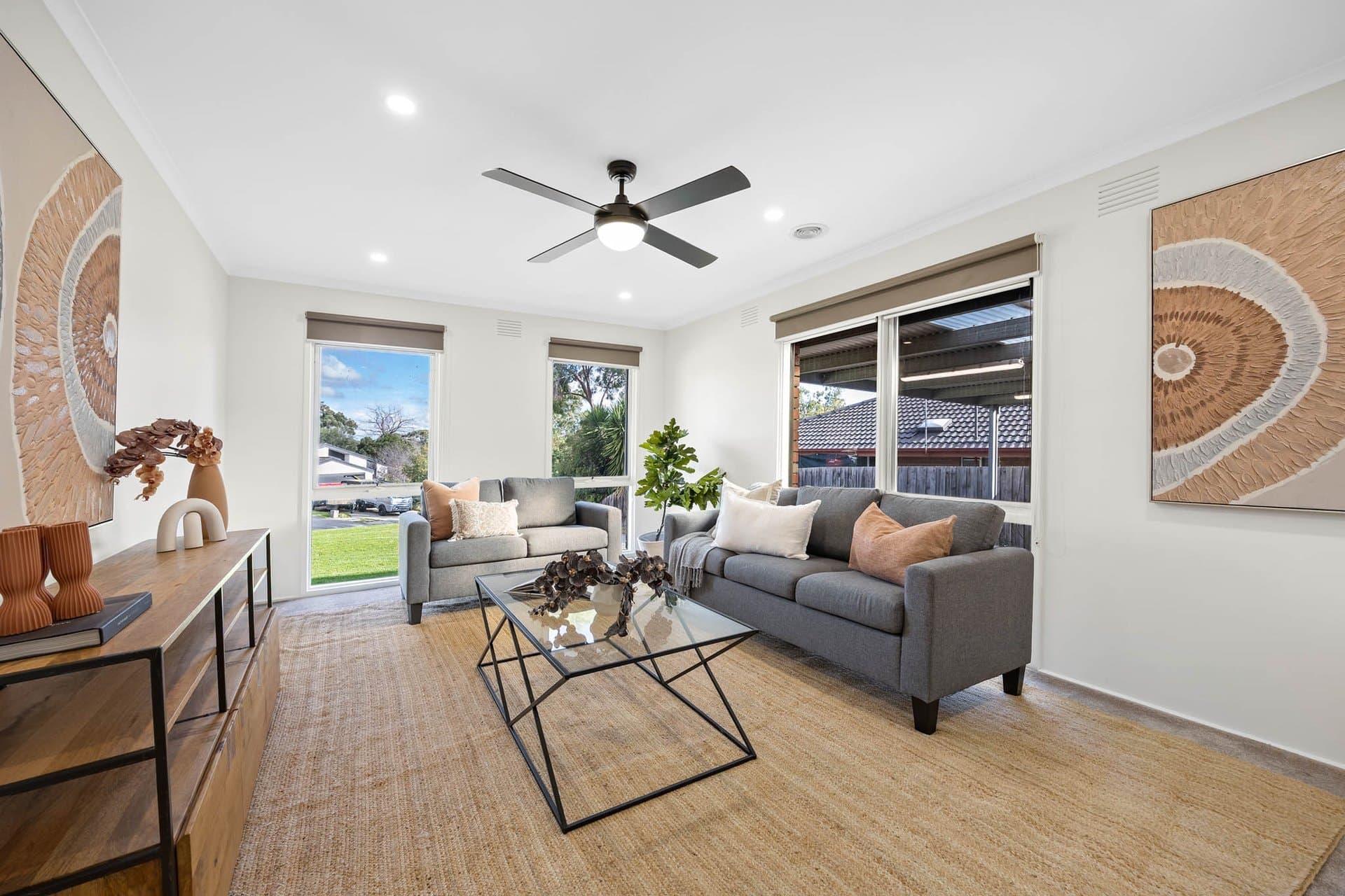 23 Isaacs Close, Sunbury - Thumbnail 4