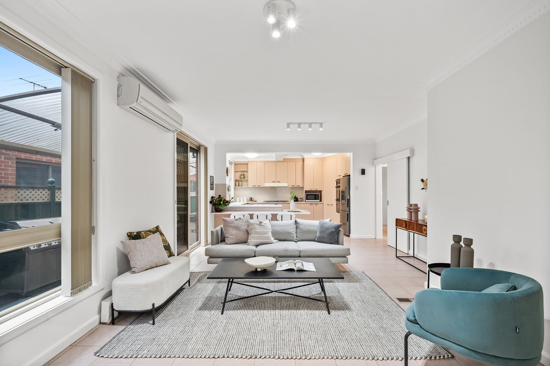 22 Heliopolis Street, Pascoe Vale South - Thumbnail 2