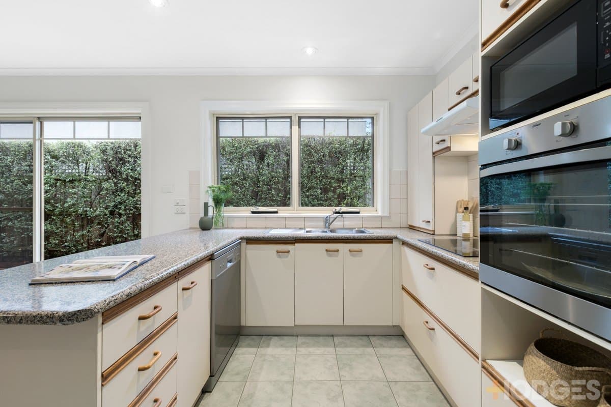 2 / 112 Reserve Road, Beaumaris, VIC, 3193, Beaumaris - Thumbnail 7