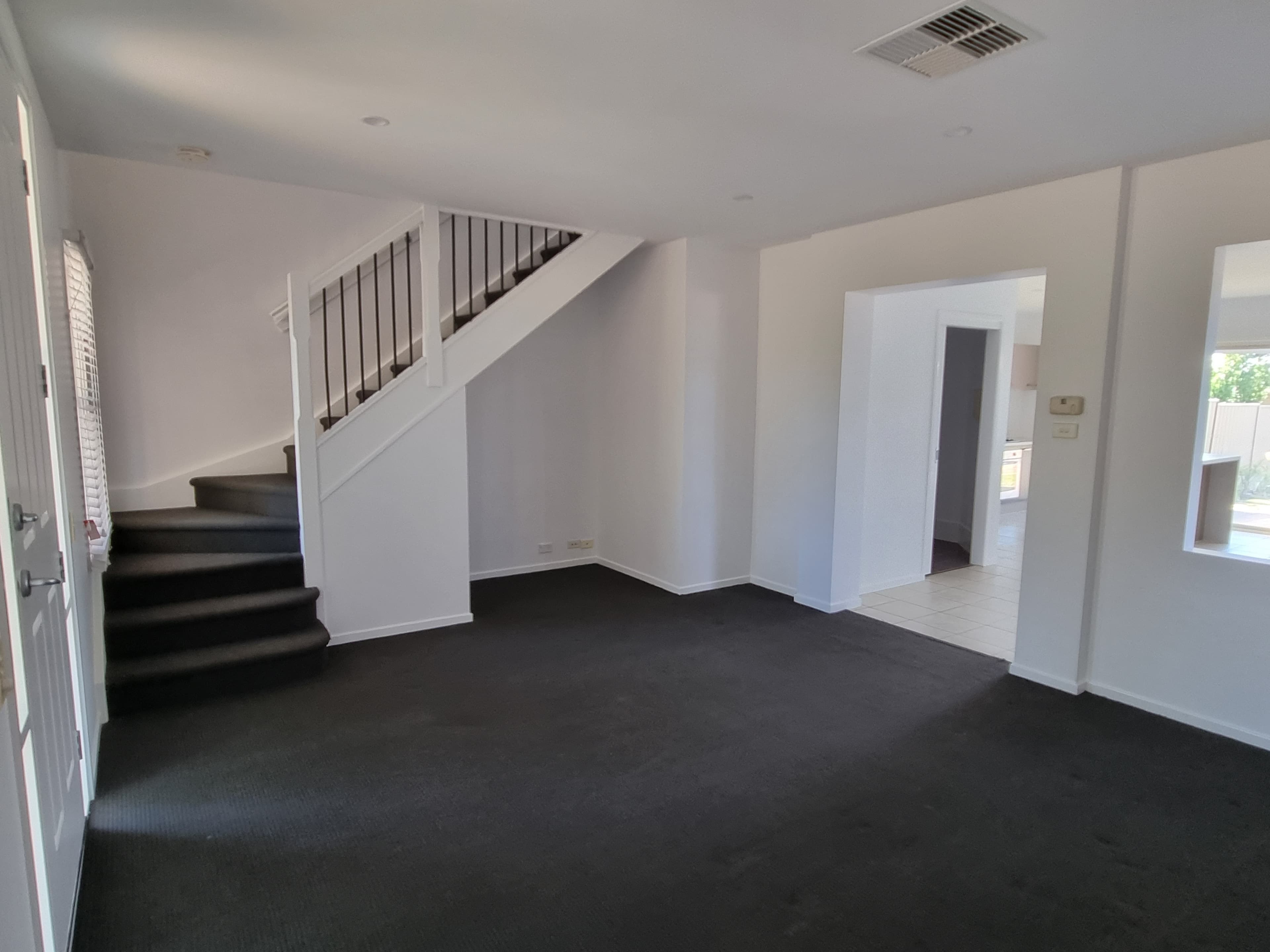 47 Swanbourne Drive NORTHGATE, Northgate - Thumbnail 3