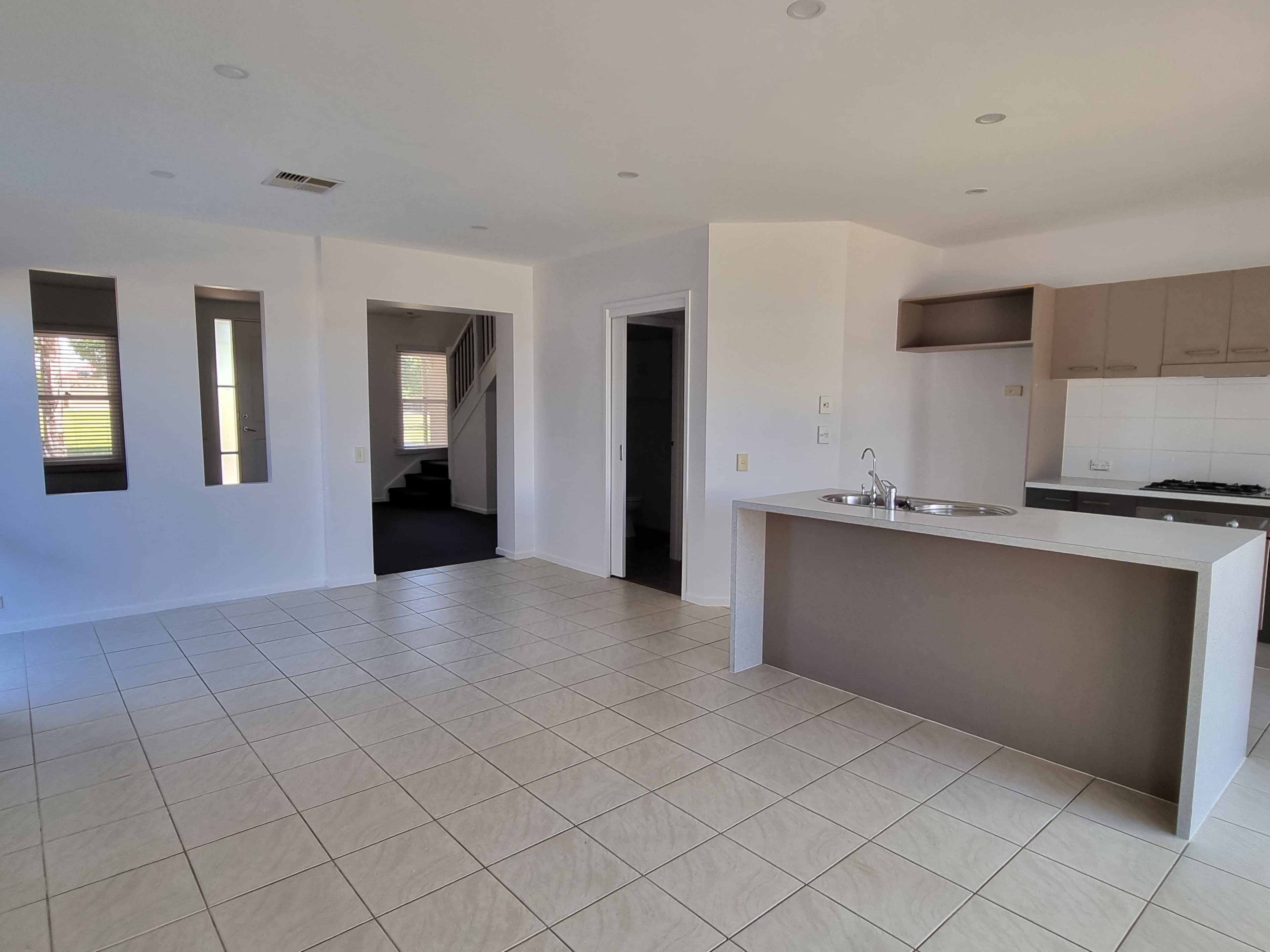 47 Swanbourne Drive NORTHGATE, Northgate - Thumbnail 7