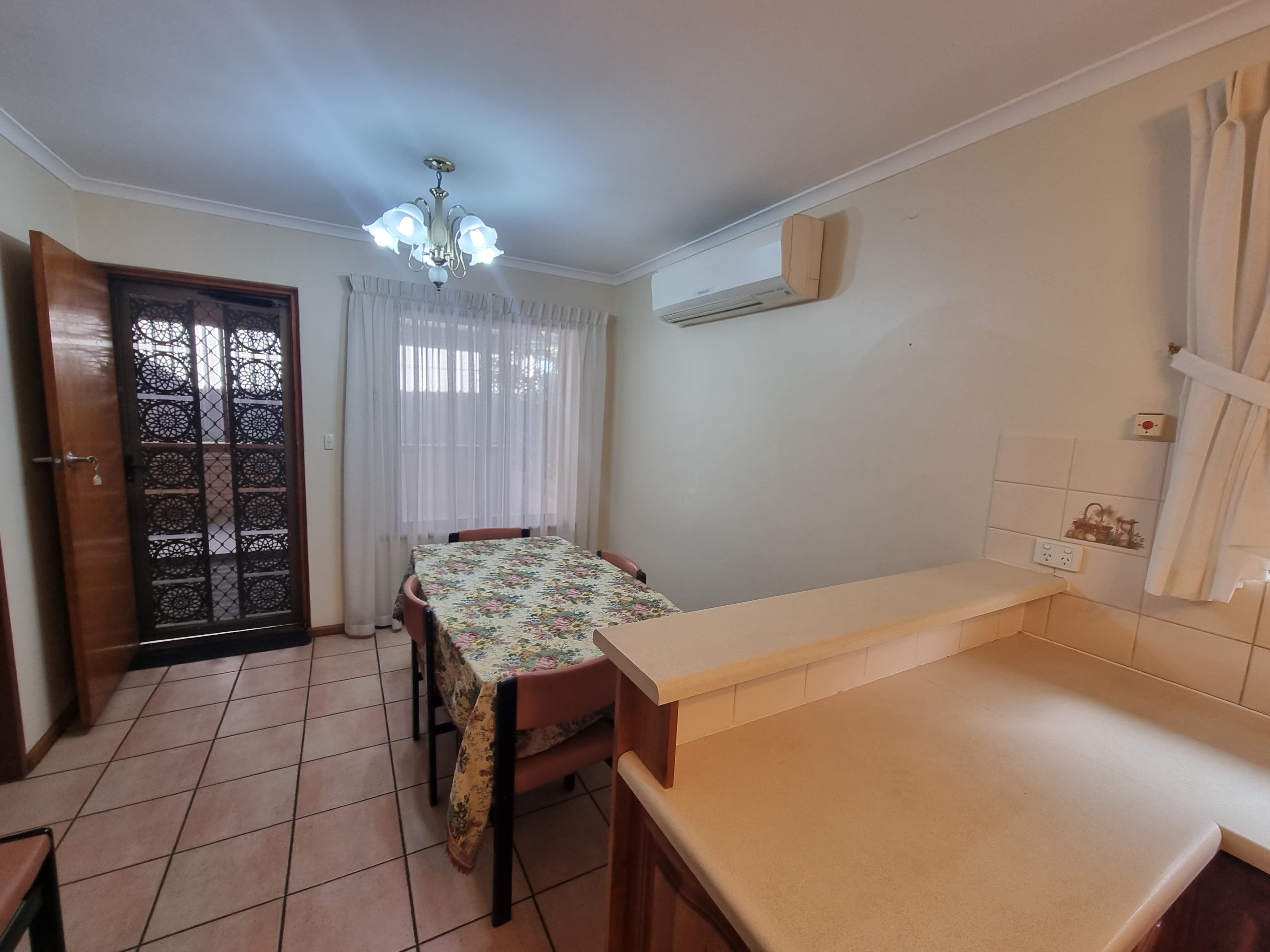 8 Valley View Drive HIGHBURY, Highbury - Thumbnail 6