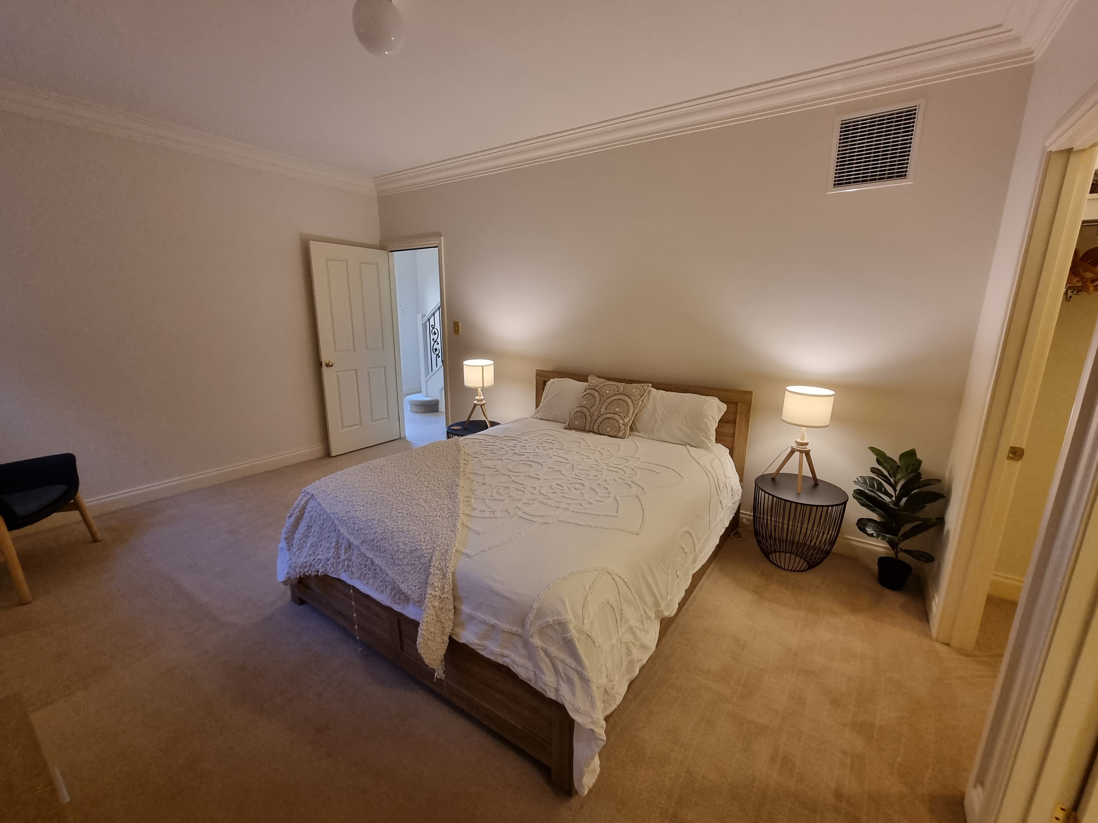 24 The Promenade HIGHBURY, Highbury - Thumbnail 3