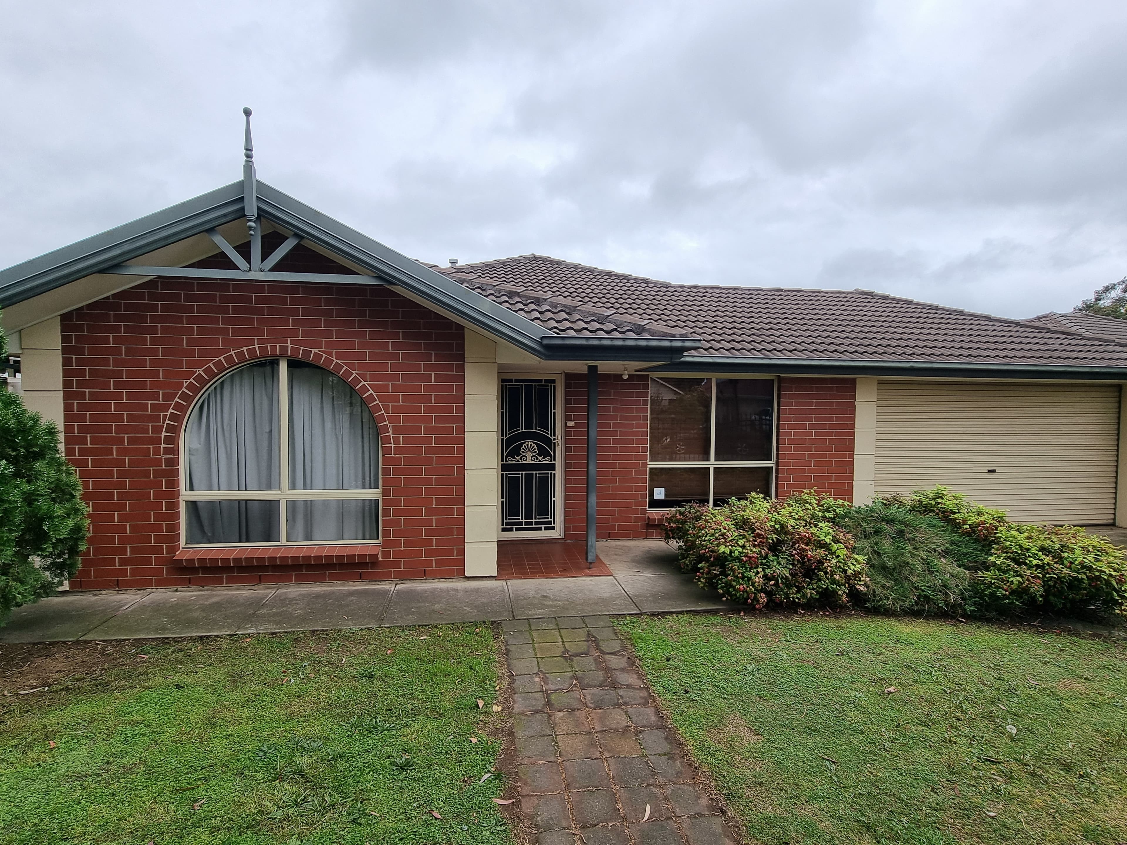 16 Browning Street CLEARVIEW, Clearview - Thumbnail 2