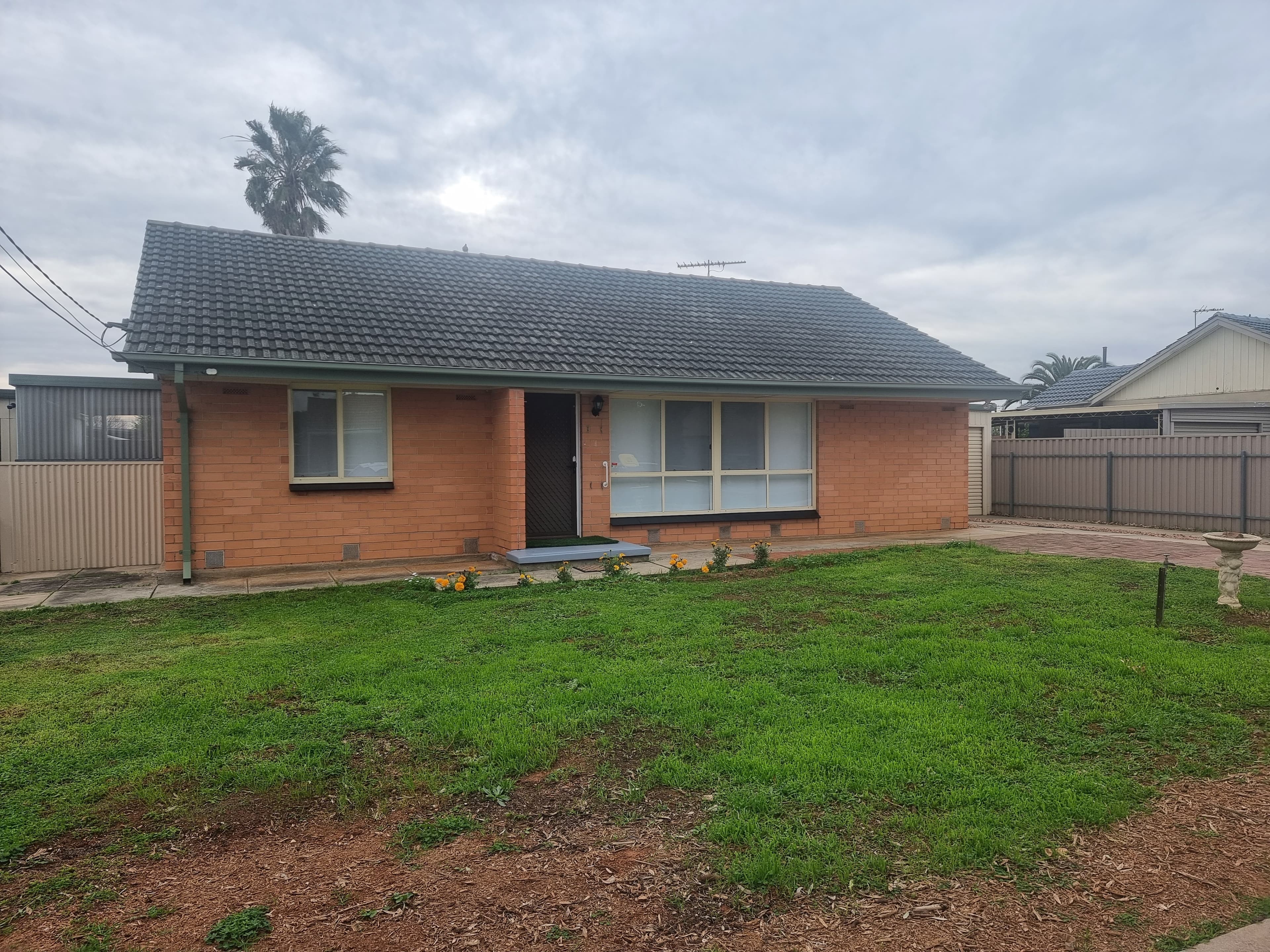 13 Caruso Crescent BRAHMA LODGE, Brahma Lodge - Thumbnail 3