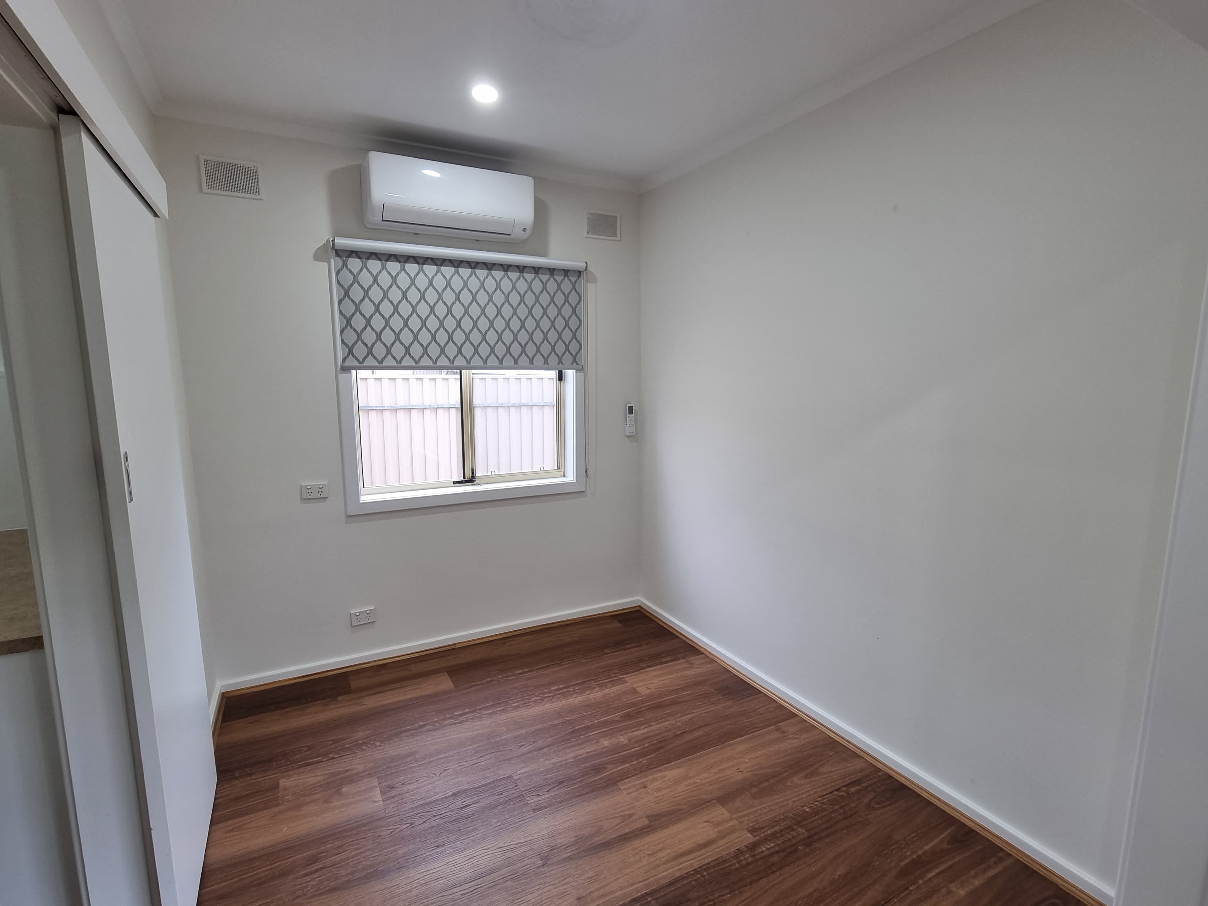 13 Caruso Crescent BRAHMA LODGE, Brahma Lodge - Thumbnail 7