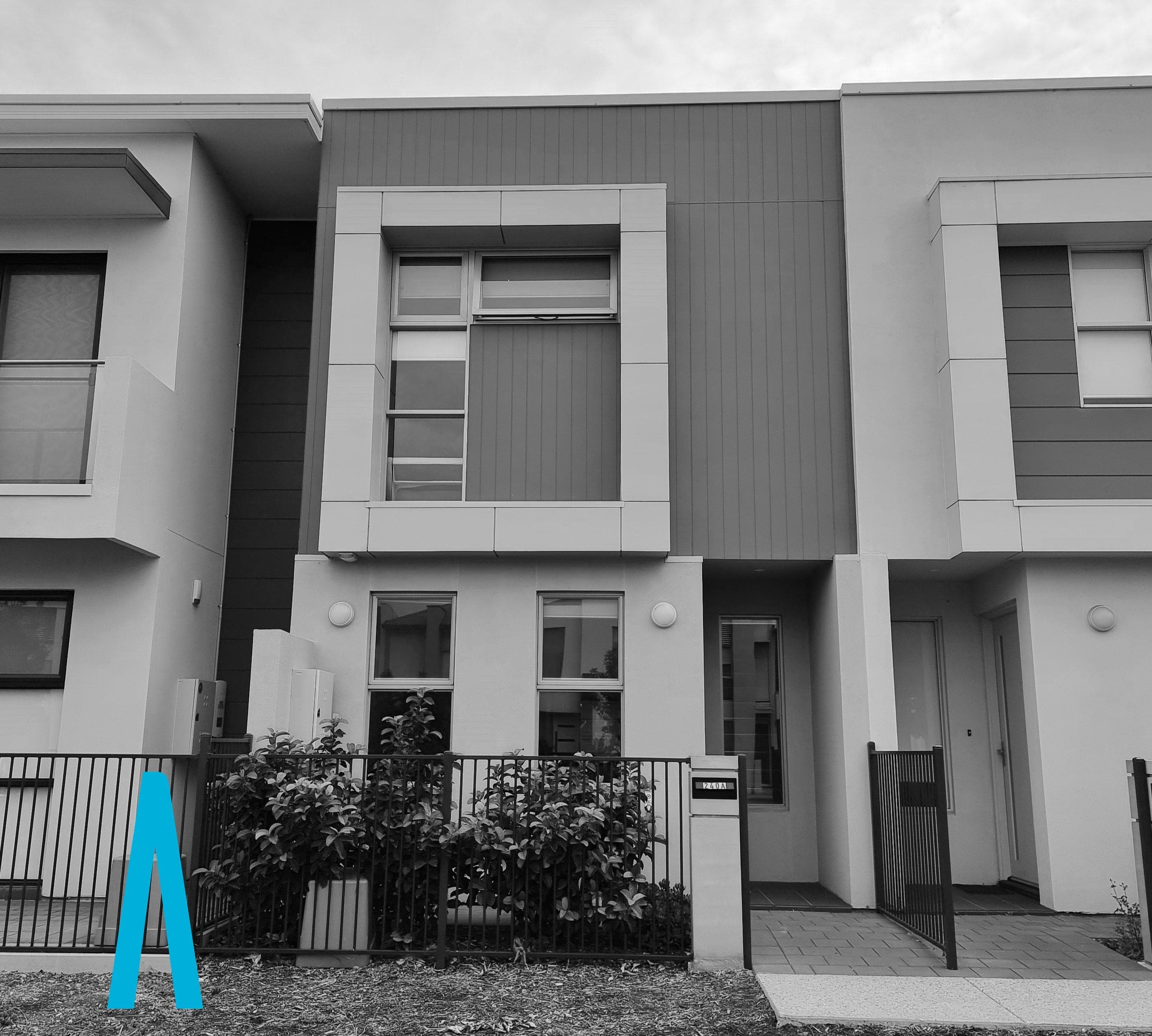 240A East Parkway LIGHTSVIEW, Lightsview - Image 1