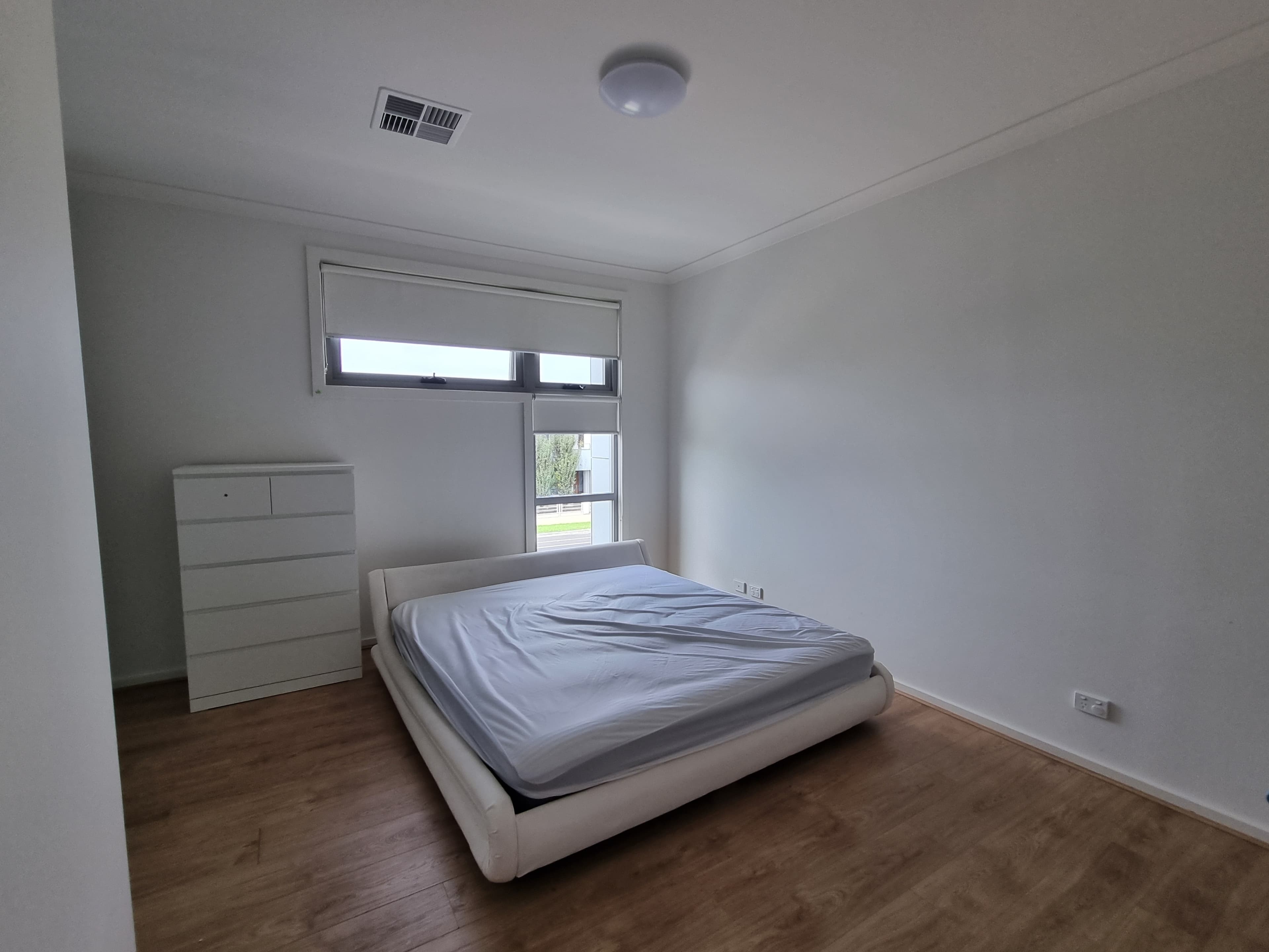 240A East Parkway LIGHTSVIEW, Lightsview - Thumbnail 7