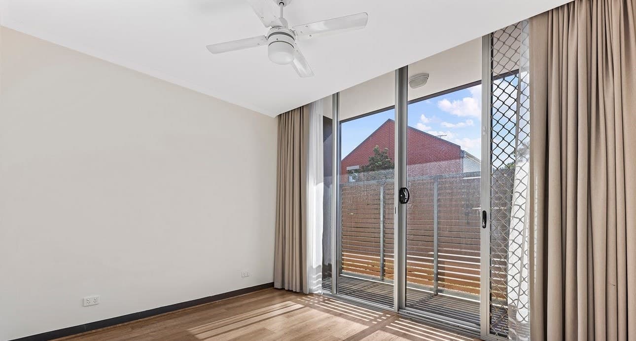 5/13 Yates Street MAWSON LAKES, Mawson Lakes - Thumbnail 3