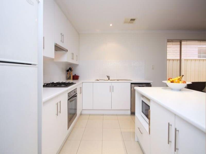 1 Moreton Street HILLCREST, Hillcrest - Thumbnail 5