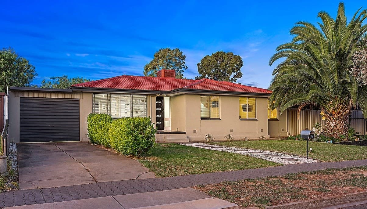 9 Wimborne Street ELIZABETH DOWNS, Elizabeth Downs - Thumbnail 2
