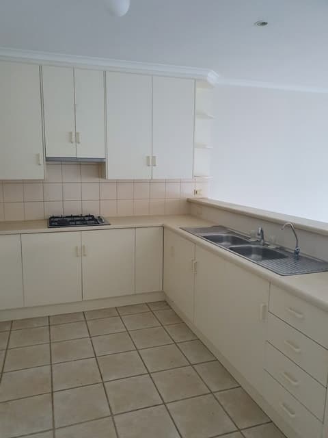 13 Victoria Drive OAKDEN, Oakden - Thumbnail 3