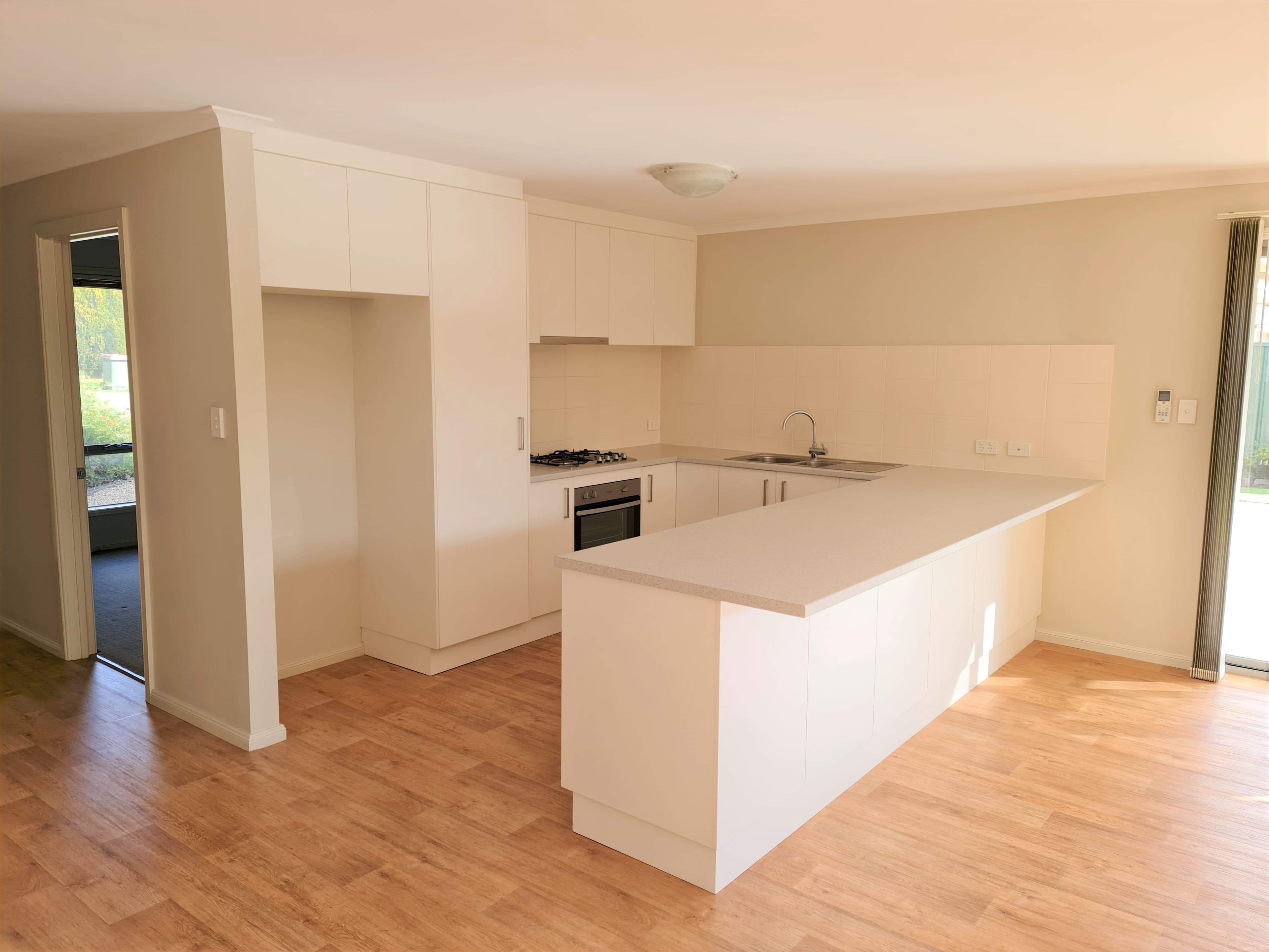 2 Iliad Grove MODBURY NORTH, Modbury North - Thumbnail 2