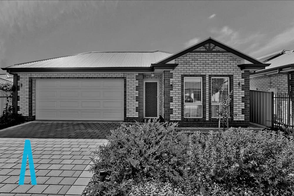 13A Crown Street DOVER GARDENS, Dover Gardens - Image 1
