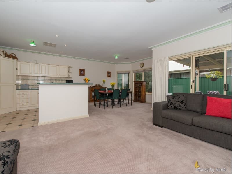 8 Claremont Ave OAKDEN, Oakden - Thumbnail 2