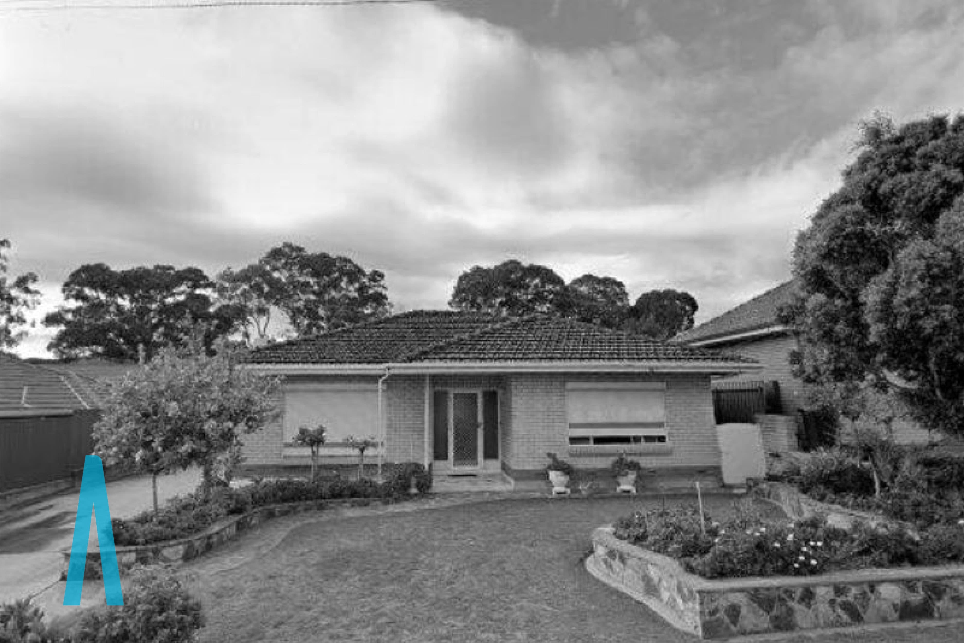 23 Courtabie Avenue ROSTREVOR, Rostrevor - Image 1
