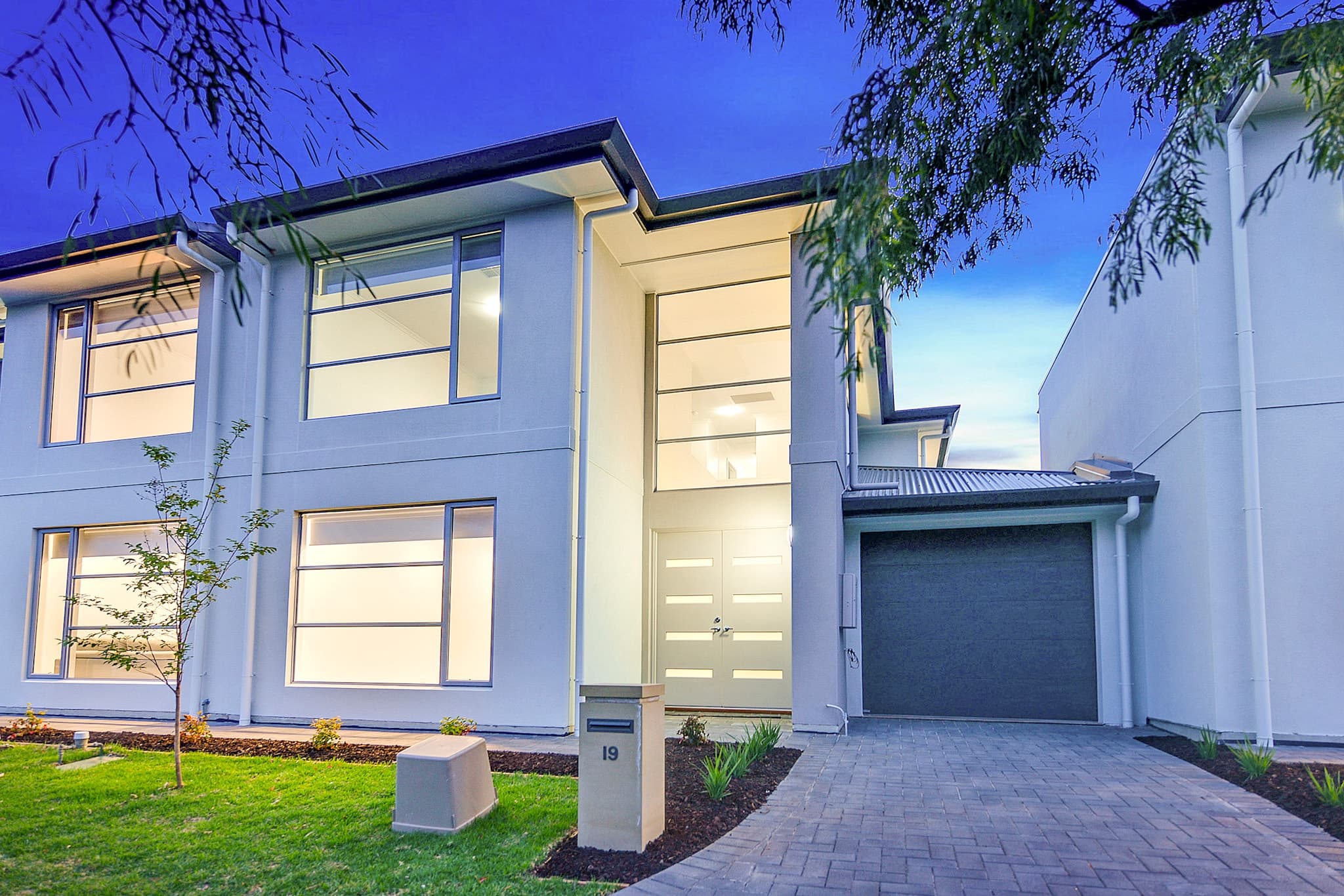 19 Parkwood Avenue PARADISE, Paradise - Thumbnail 2
