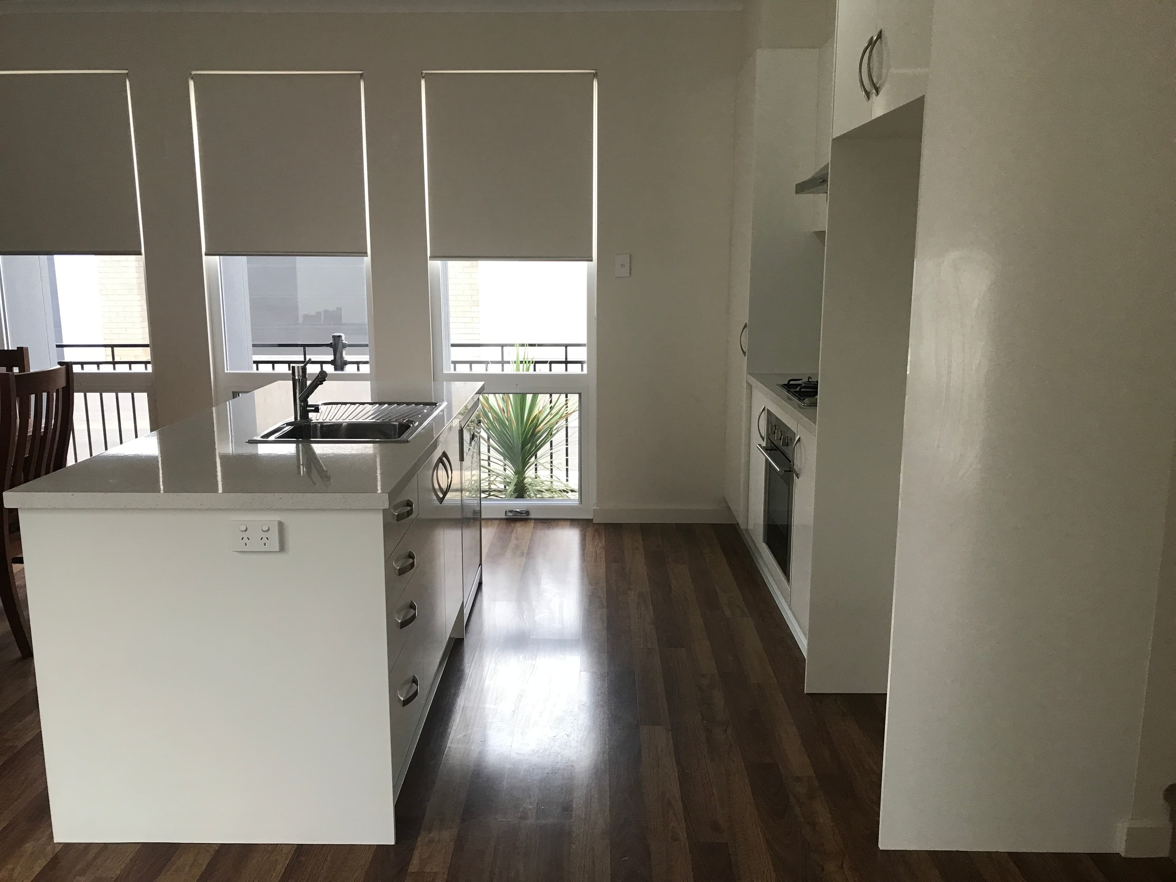 153 East Parkway LIGHTSVIEW, Lightsview - Thumbnail 6