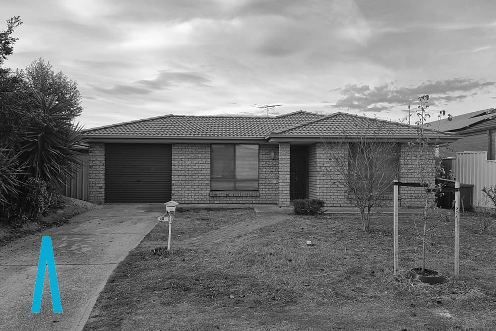 15 Alberta Drive BURTON, Burton - Thumbnail 2
