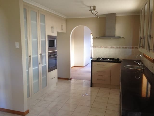 15 Alberta Drive BURTON, Burton - Thumbnail 8