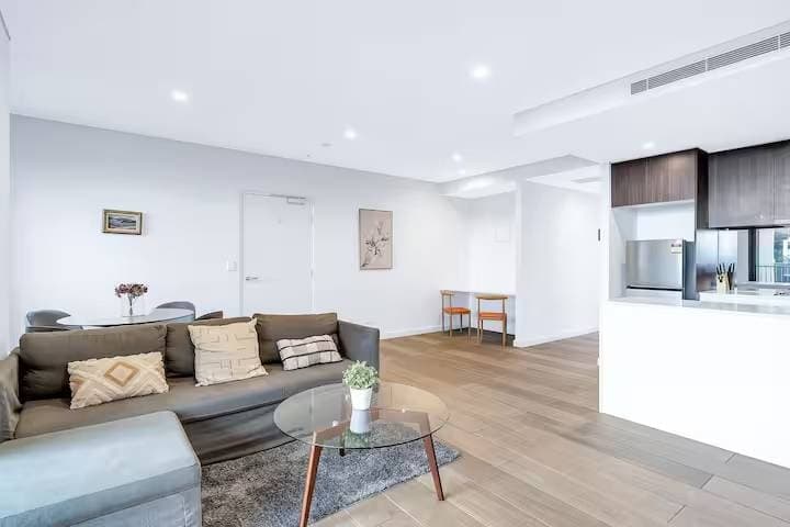 240/548-568,  Canterbury Rd, Campsie - Thumbnail 2