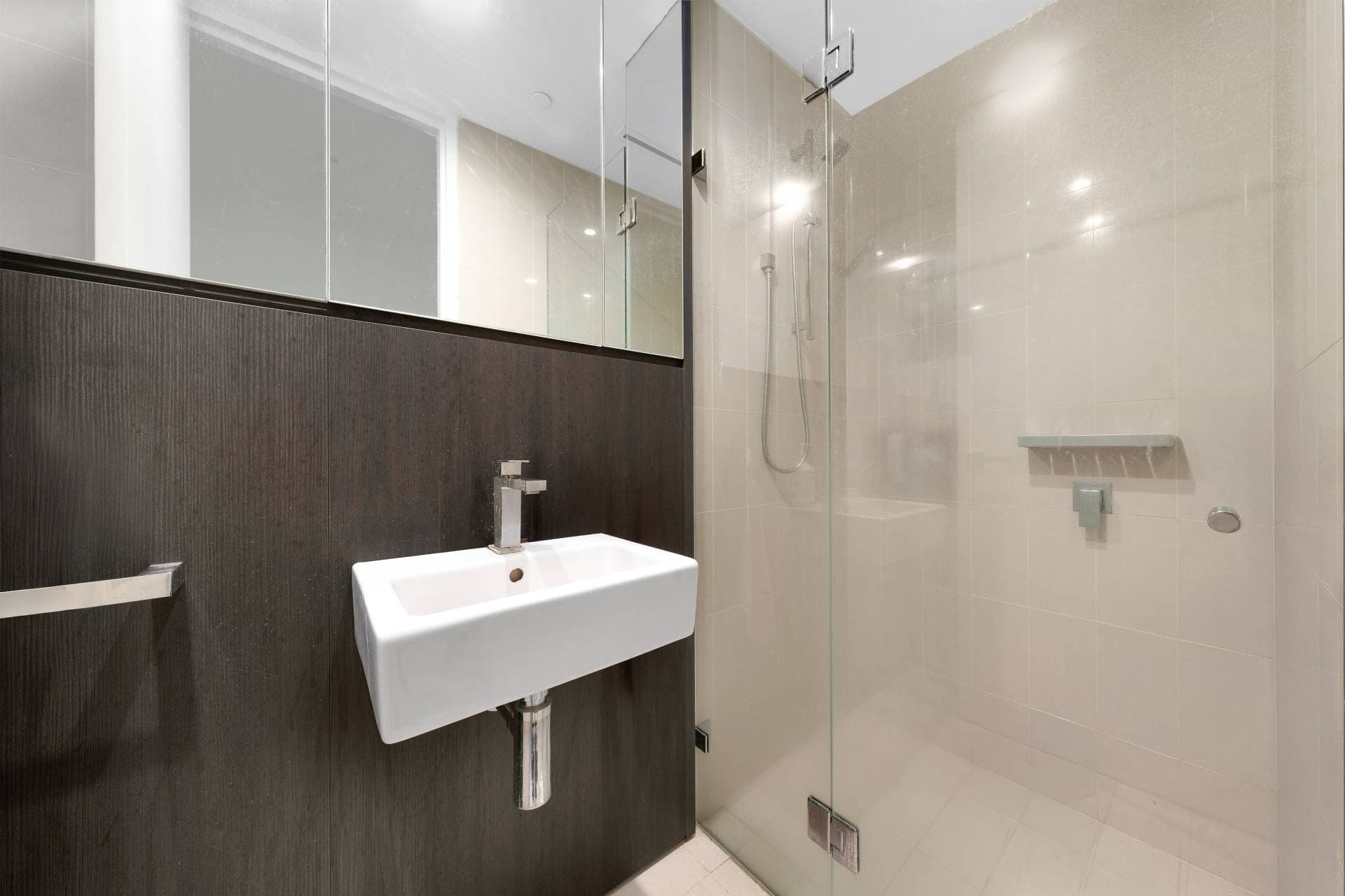 1011/211 Pacific Highway, North Sydney - Thumbnail 7