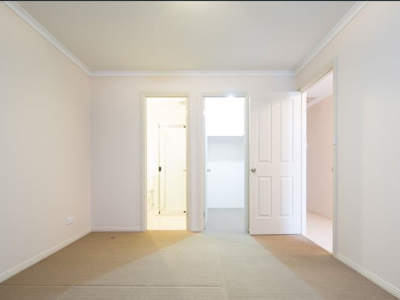 11 Gray Avenue NORTHFIELD, Northfield - Thumbnail 5