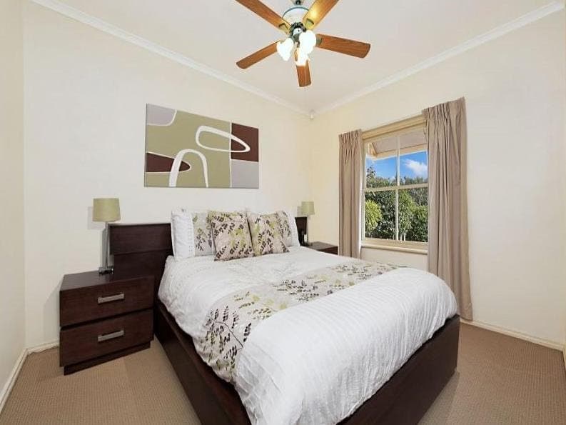 19 Brooklyn Chase GREENWITH, Greenwith - Thumbnail 5
