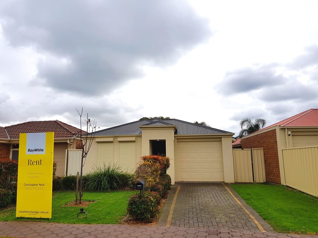 22 Mansfield Road NORTHFIELD, Northfield - Image 1