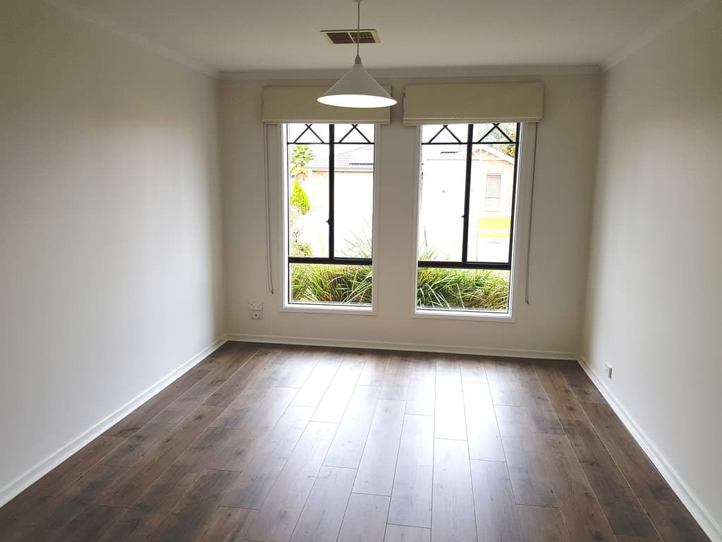 22 Mansfield Road NORTHFIELD, Northfield - Thumbnail 2