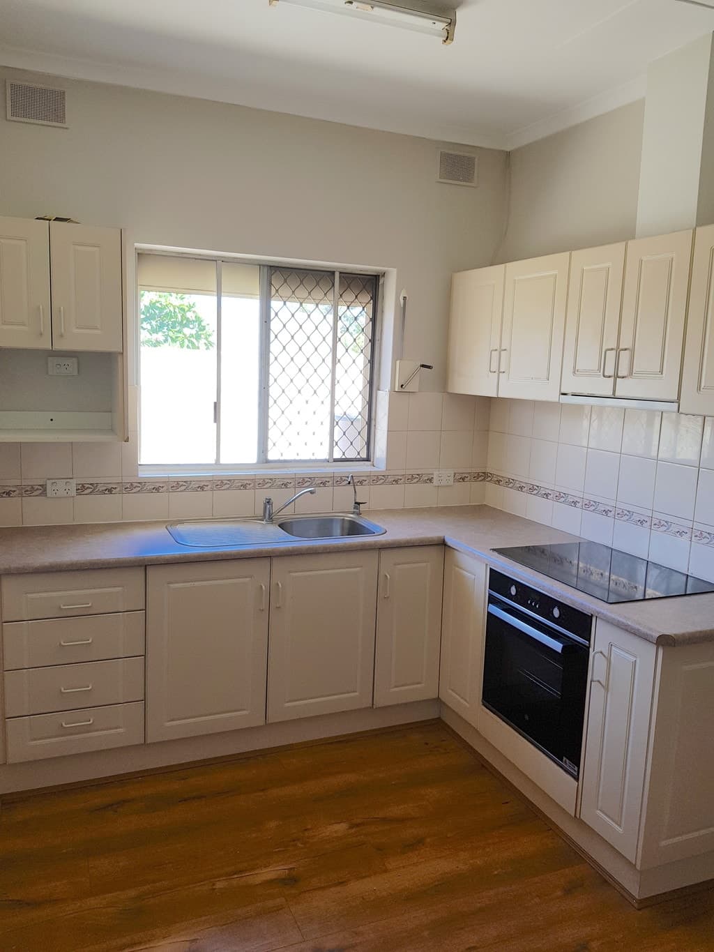 2/88 Hampstead Road BROADVIEW, Broadview - Thumbnail 4