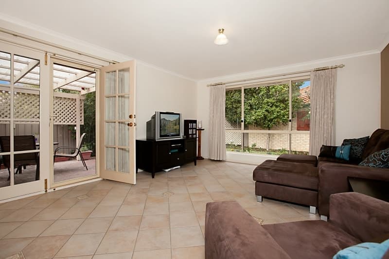 8 Woodland Drive OAKDEN, Oakden - Thumbnail 3