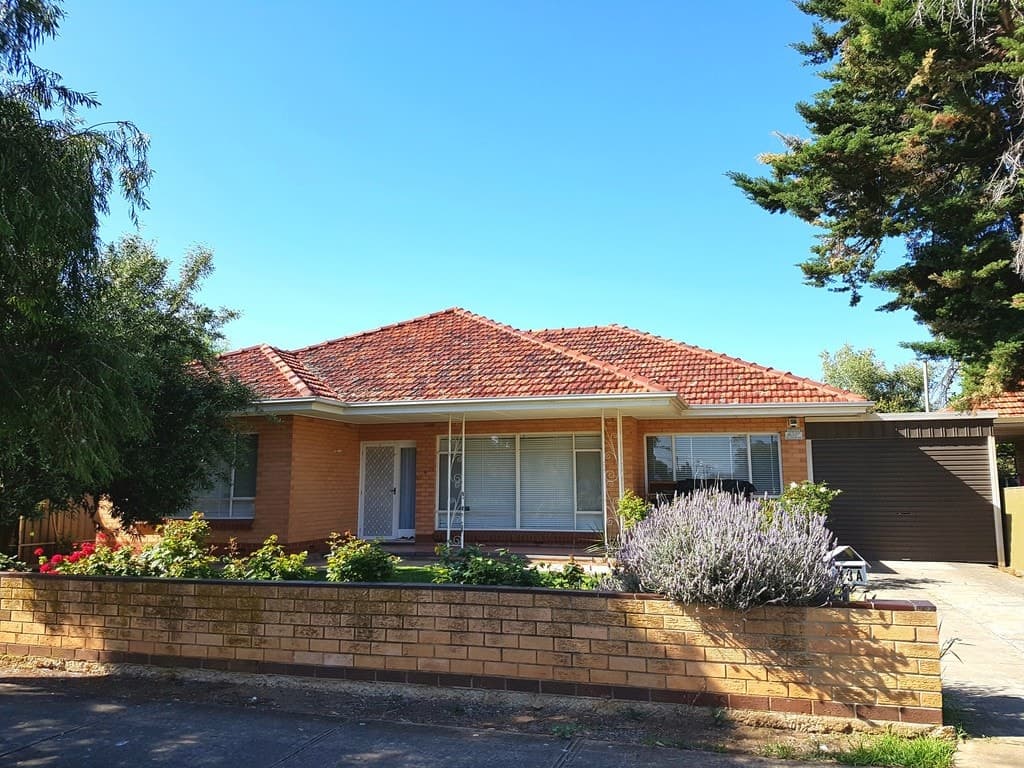 13a Kintore Avenue KILBURN, Kilburn - Image 1