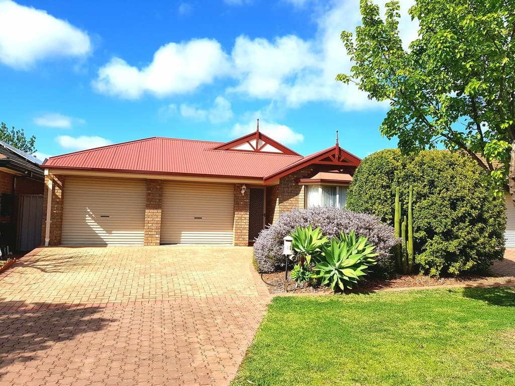 42 Springhill Avenue OAKDEN, Oakden - Image 1