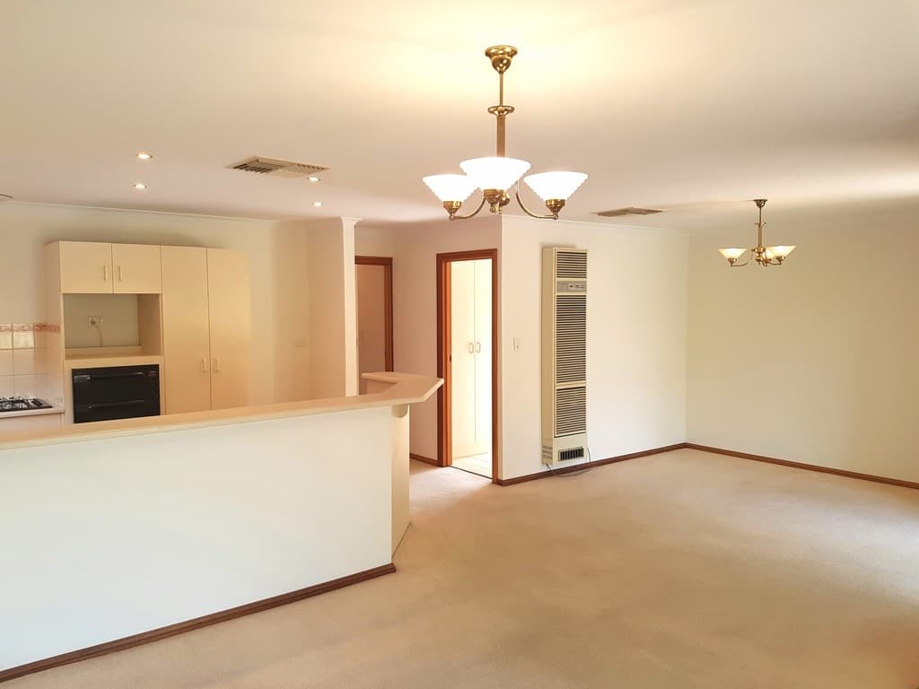 42 Springhill Avenue OAKDEN, Oakden - Thumbnail 2