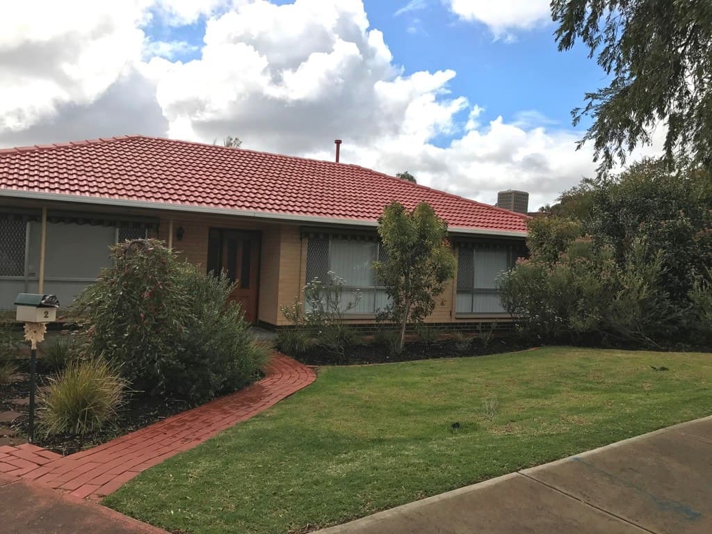 2 Curtin Avenue ST AGNES, St Agnes - Thumbnail 2